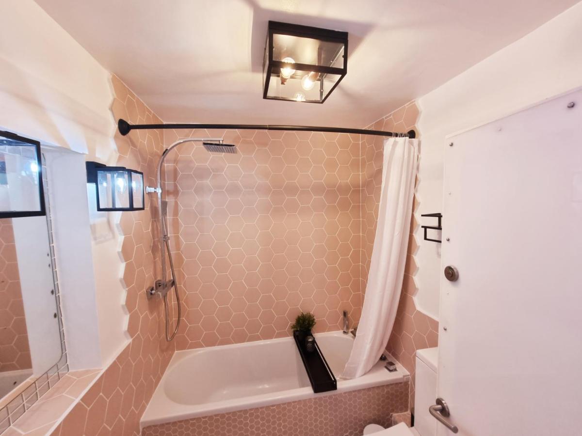 Quirky Seaside Family Cottage Walk To The Waves! Brighton Екстер'єр фото