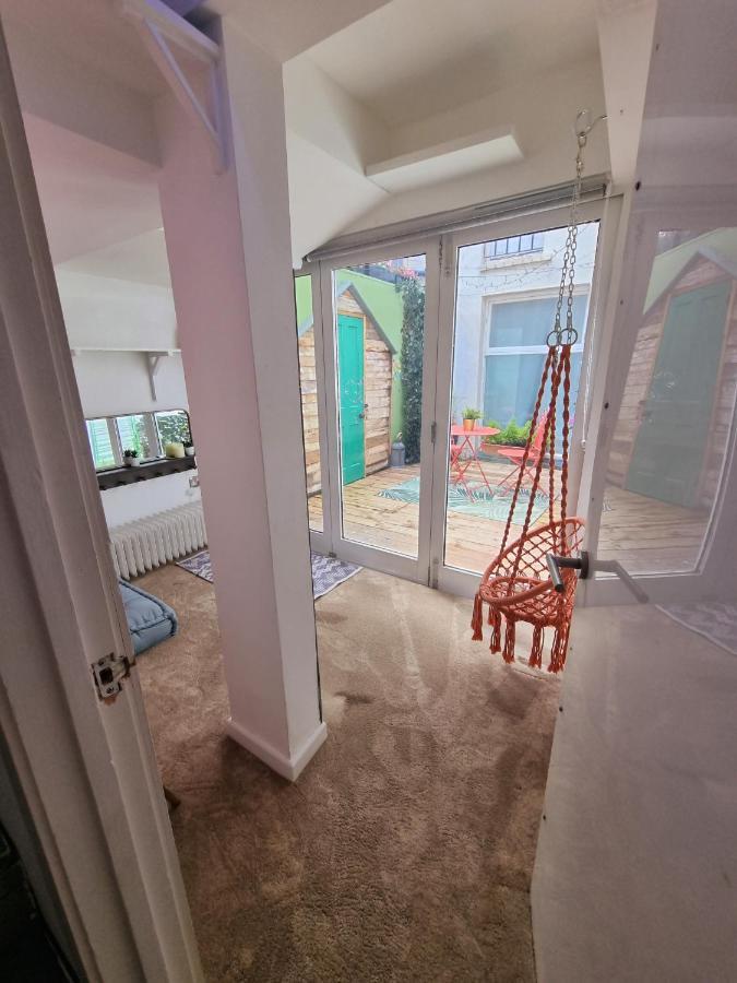 Quirky Seaside Family Cottage Walk To The Waves! Brighton Екстер'єр фото